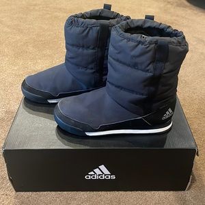 adidas Youth Snow Boots Size 3.5 SOLD